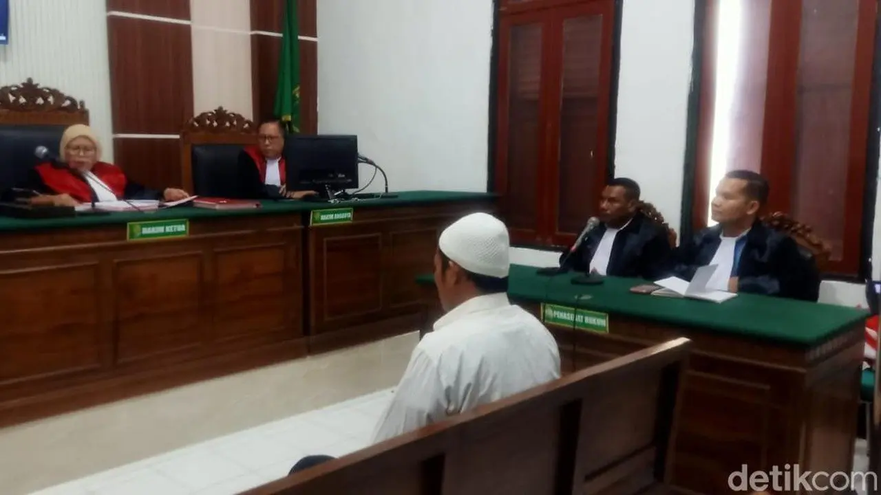 Mahkamah Surabaya Jatuhkan Hukuman 4 Bulan Penjara untuk Pelaku Pencurian Uang Rp 5.000