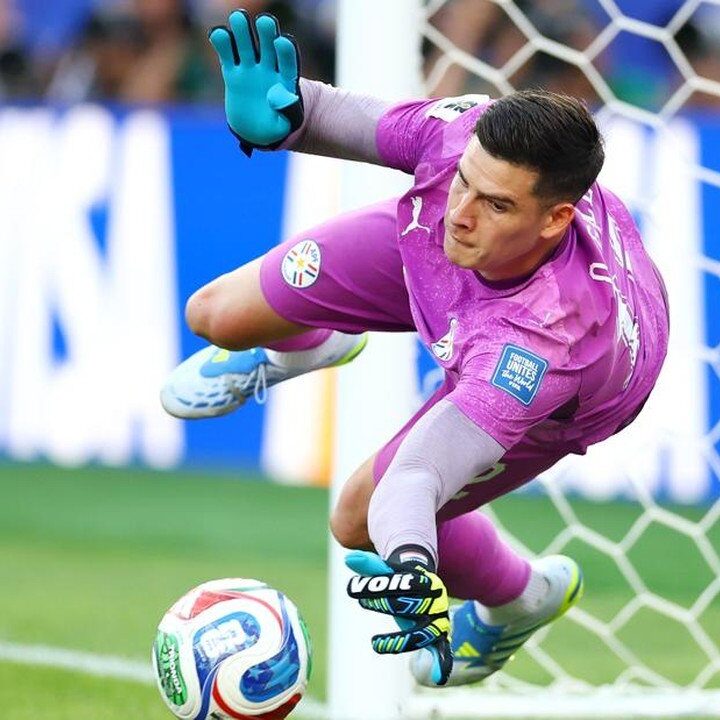 Manchester United Bidik Kiper Paraguay Orlando Gill, Tawaran Rp 130 Miliar Diajukan