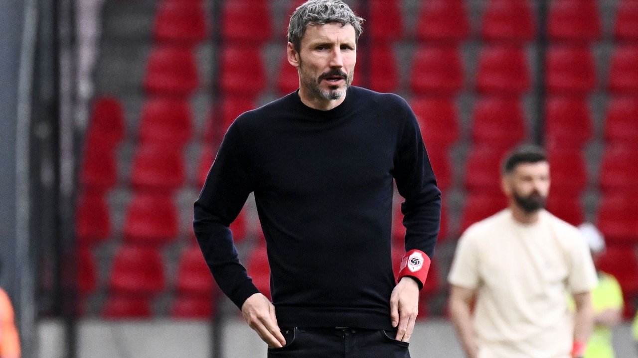 Mark van Bommel Dikabarkan Jadi Pelatih Baru Timnas Belgia