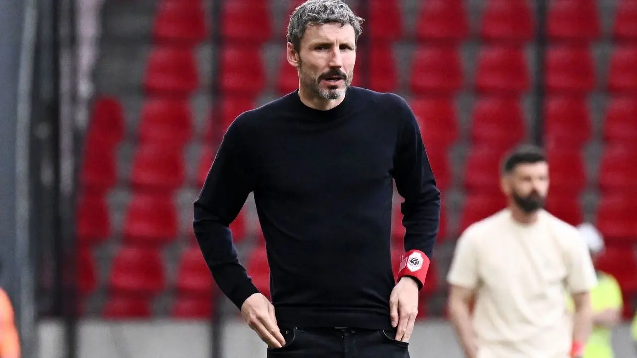 Mark van Bommel Dikabarkan Jadi Pelatih Baru Timnas Belgia