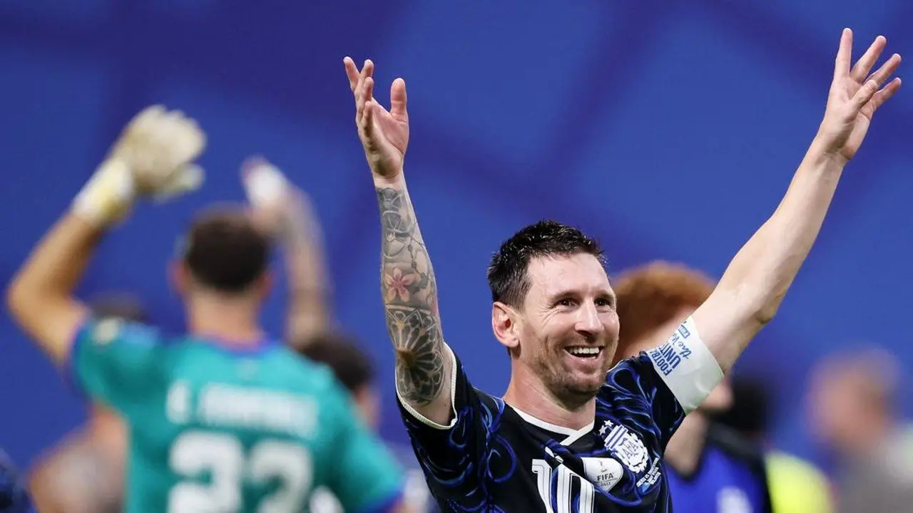Messi Kembali Diprediksi Raih Ballon d'Or, Perdebatan Memanas di Media Sosial