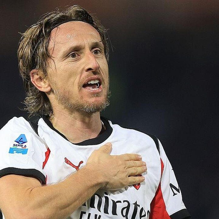 Modric Perpanjang Kontrak di Milan, Janji Bangkit Usai Gagal ke Liga Champions