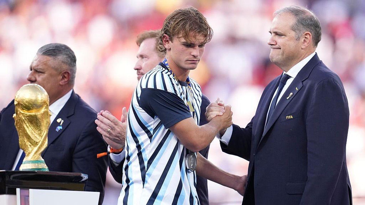 Nico Paz Bertekad Bawa Argentina Juara Dunia Setelah Kalah di Final