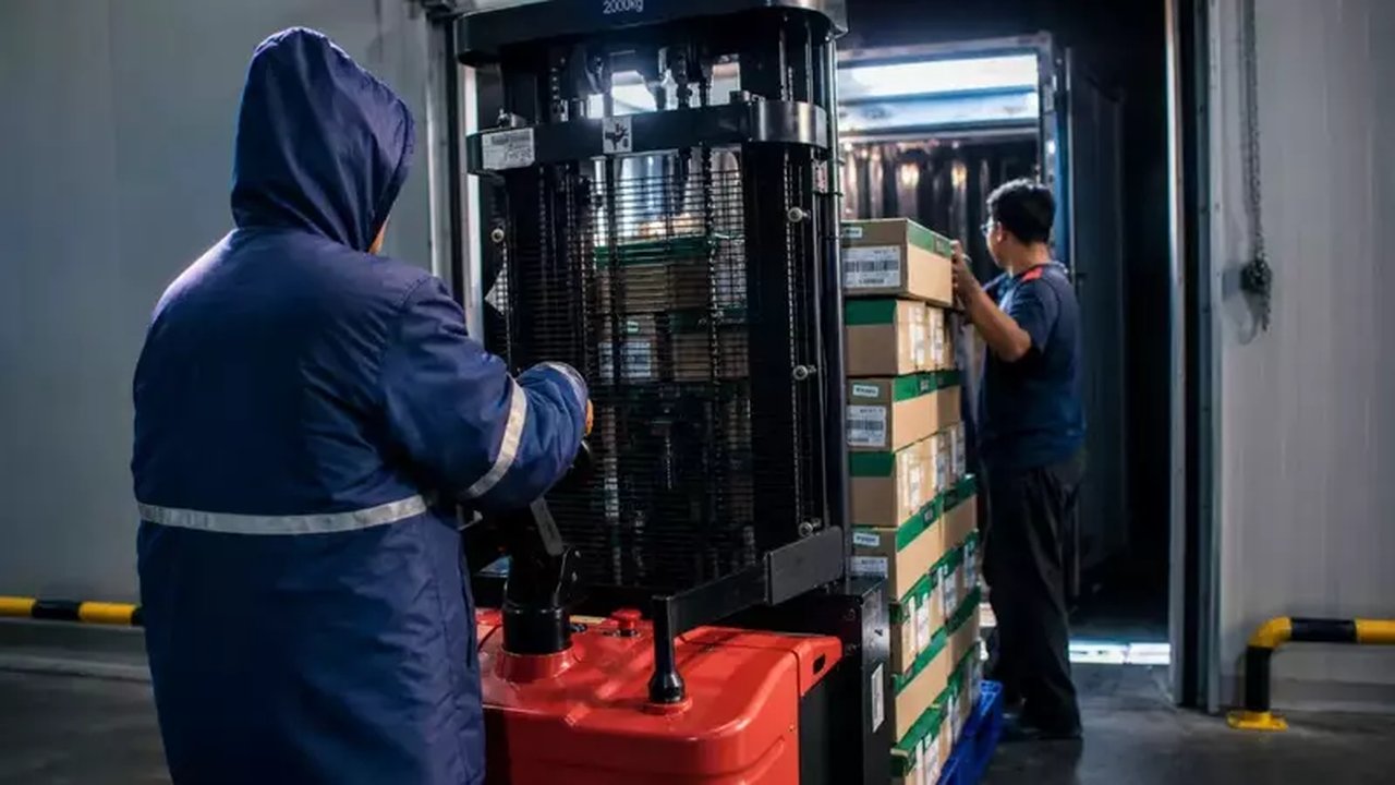 Omzet PT Platinum Wahab Nusantara Tbk Melonjak 270 Kali Lipat Berkat Bisnis Daging Beku