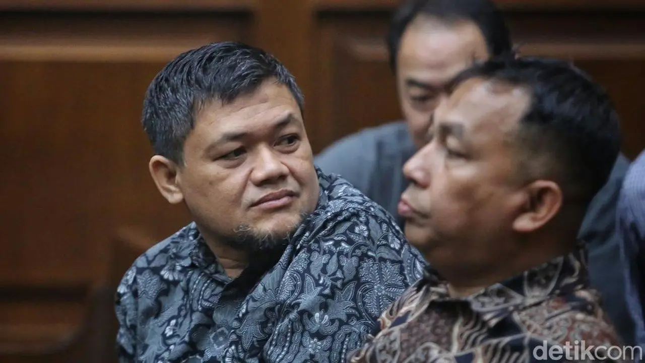 Pejabat Bea Cukai Akui Terima Amplop Tebal dari Perusahaan Kargo