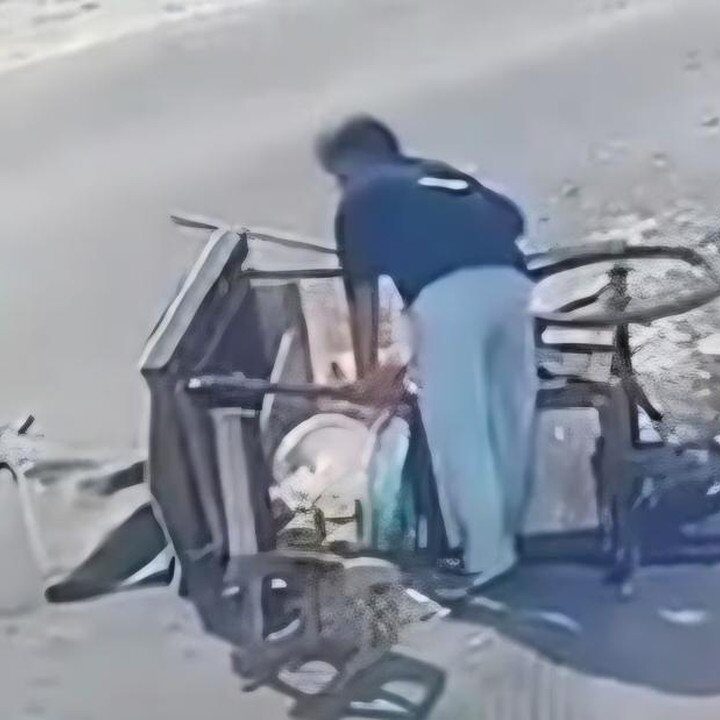 Pemotor Tabrak Gerobak Nasi Kuning di Bogor, Pelaku Kabur Terekam CCTV