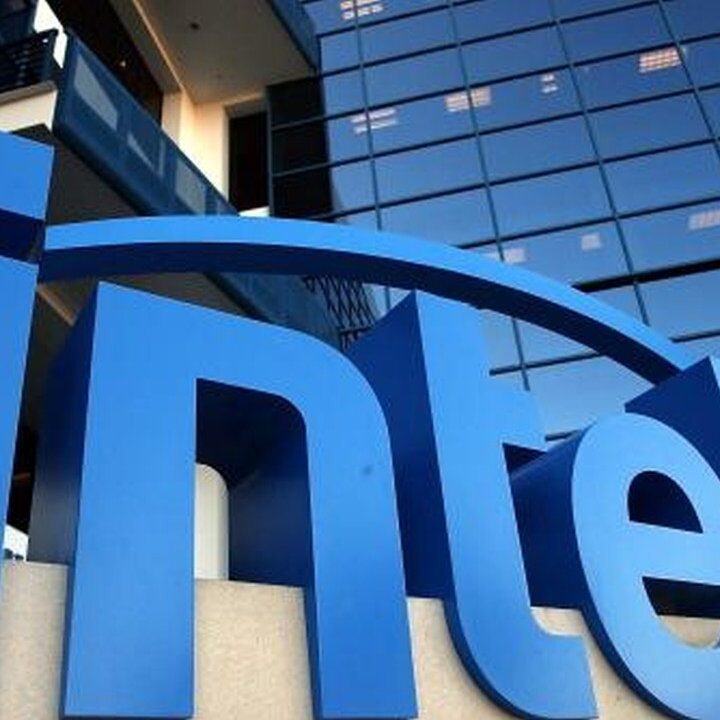 Pendapatan Intel Melonjak 25% Berkat Lonjakan Permintaan AI