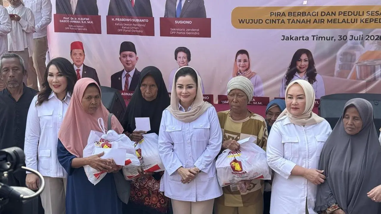 PIRA Gerindra Gelar Bakti Sosial di Jaktim, Bagikan Ribuan Sembako Sesuai Arahan Prabowo