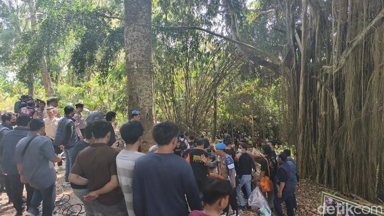 Polisi Lakukan Autopsi Jenazah Terduga Pencuri Ayam di Tabanan