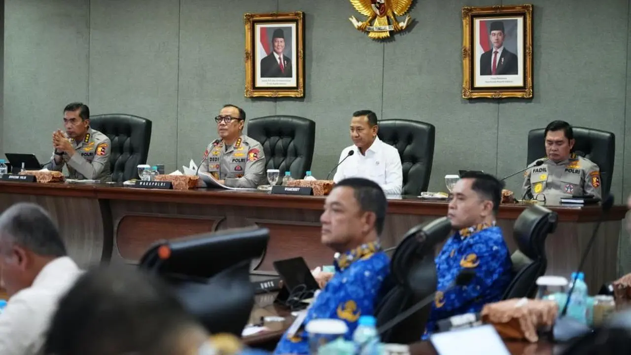 Polri Siagakan Ribuan Personel Hadapi Ancaman Kebakaran Hutan 2026