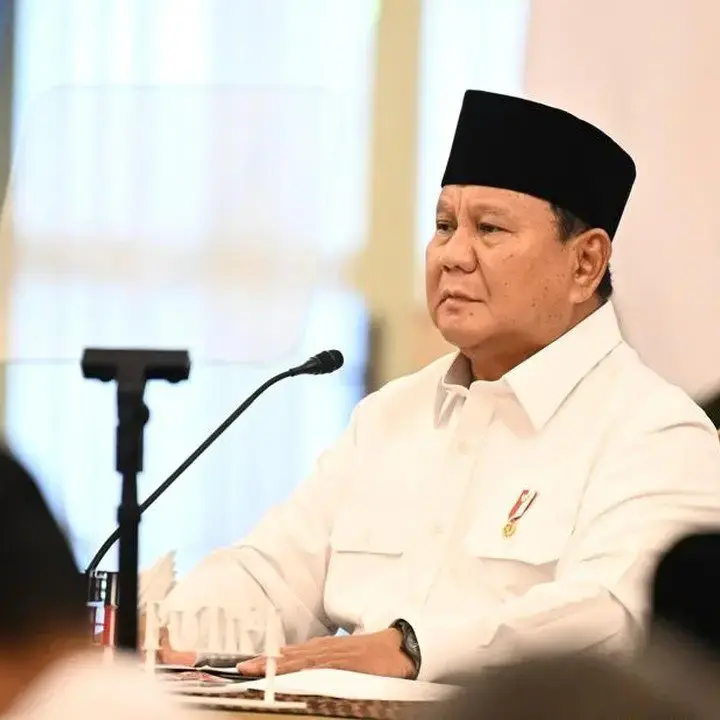 Prabowo Kunker ke Semarang dan Batang, Resmikan Stasiun Tawang hingga Uji Coba Kereta Api