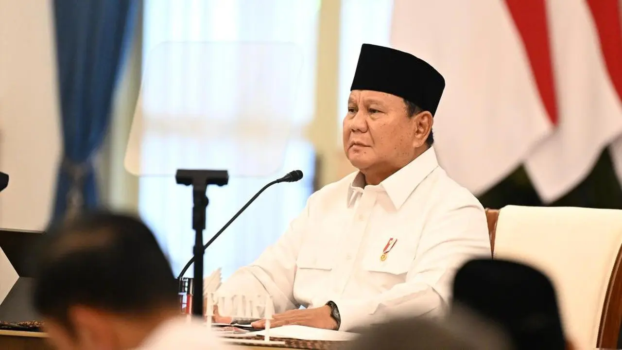 Prabowo Kunker ke Semarang dan Batang, Resmikan Stasiun Tawang hingga Uji Coba Kereta Api