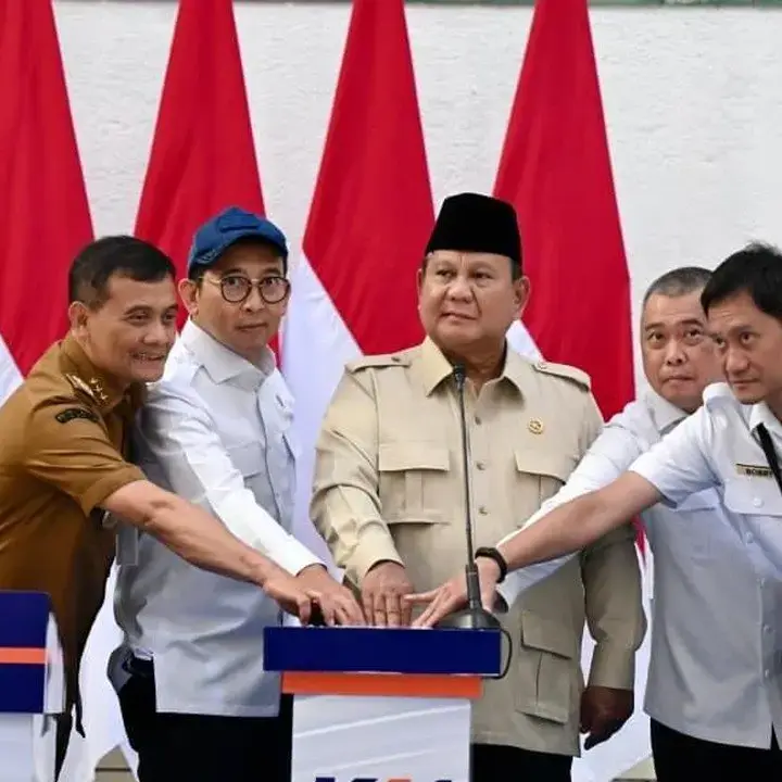 Prabowo Resmikan Revitalisasi Stasiun Semarang Tawang, Tekankan Pentingnya Sejarah