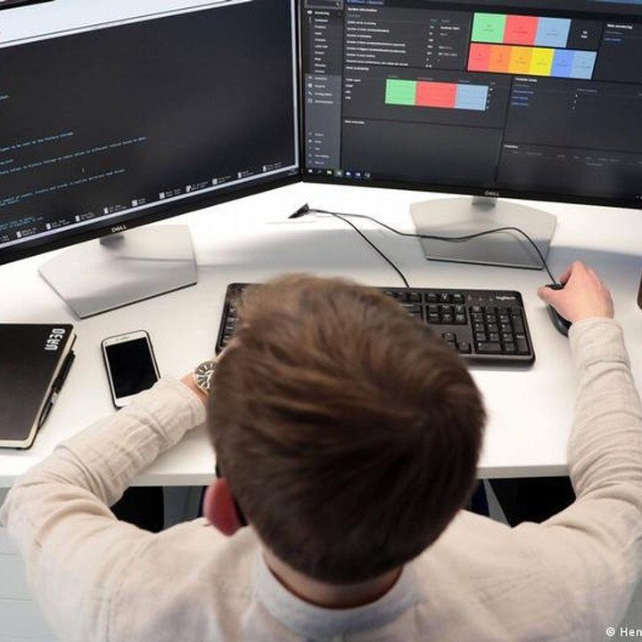 Pria 21 Tahun Didakwa Curi Kripto Ratusan Ribu Dolar Lewat Malware Game