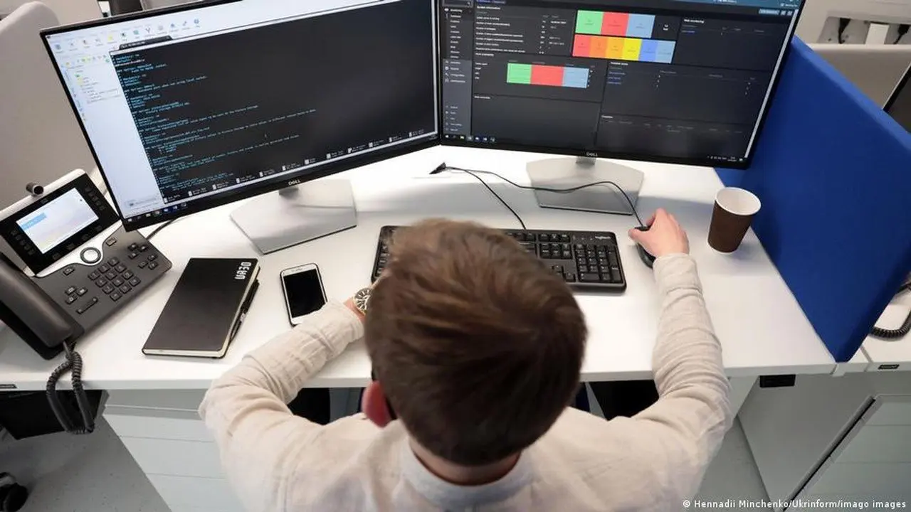 Pria 21 Tahun Didakwa Curi Kripto Ratusan Ribu Dolar Lewat Malware Game