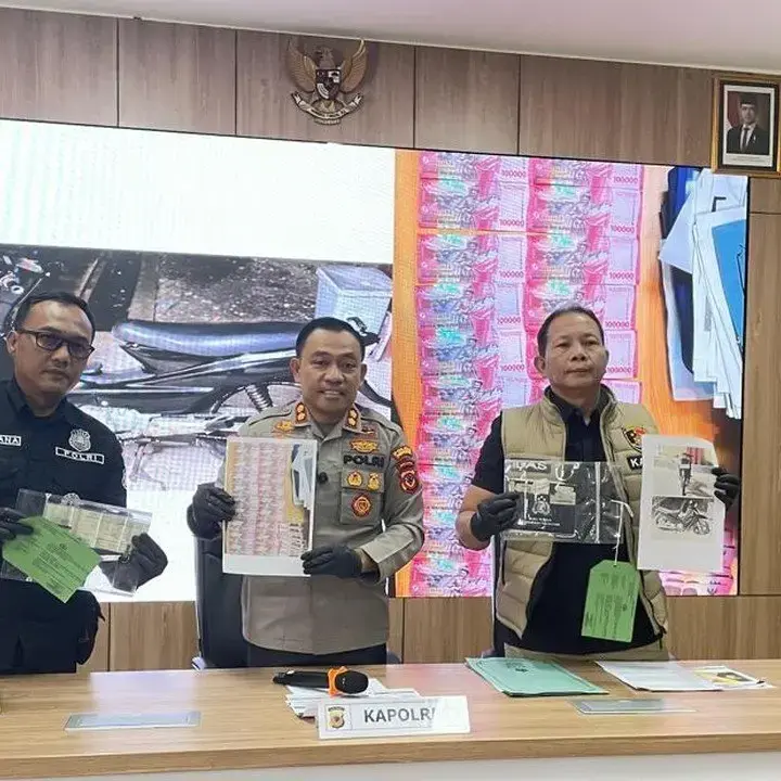 Pria 69 Tahun Ditangkap Usai Beli Motor Pakai Uang Mainan di Pangandaran