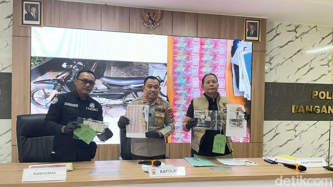 Pria 69 Tahun Ditangkap Usai Beli Motor Pakai Uang Mainan di Pangandaran