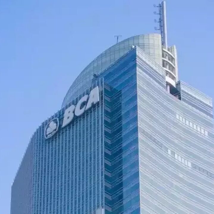 Saham BBCA Menguat Tajam, Investor Asing Borong Rp 698 Miliar