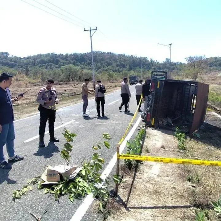 Sengketa Lahan di Manggarai Barat Picu Bentrokan Antar Kampung, Sejumlah Kendaraan Dibakar
