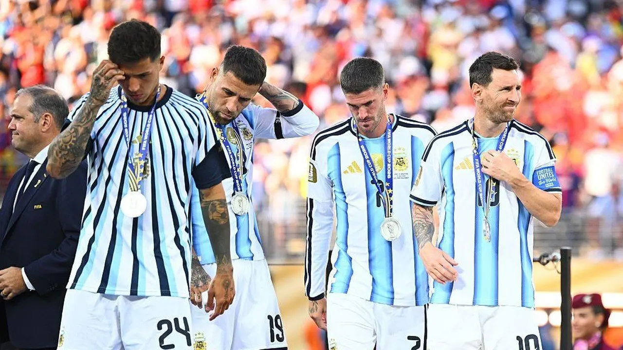 Sikap Pemain Argentina di Podium Juara Piala Dunia 2026 Tuai Sorotan