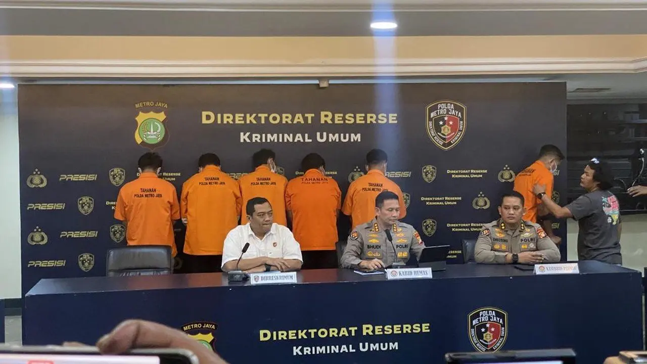 Sindikat Buzzer Hoax Dibongkar, Polda Metro Jaya Tangkap Delapan Tersangka