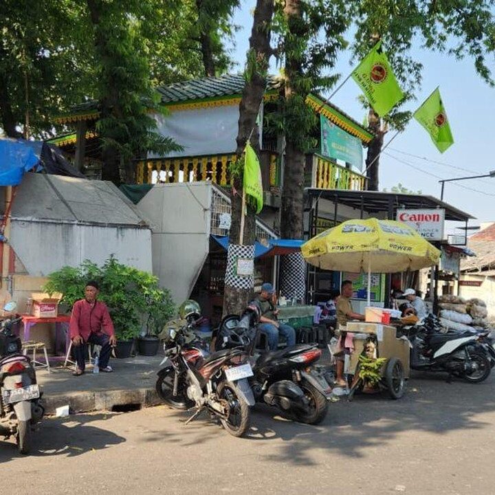 Situasi Matraman dan Jalan Tambak Pulih Pasca-Bentrok, Aktivitas Warga Normal