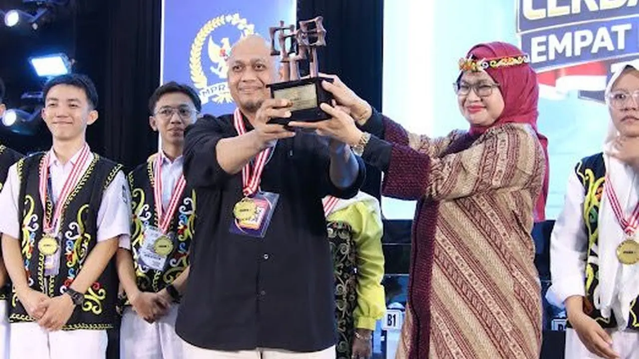 SMAN 1 Tanjung Selor Melaju ke Grand Final LCC 4 Pilar MPR Tingkat Nasional