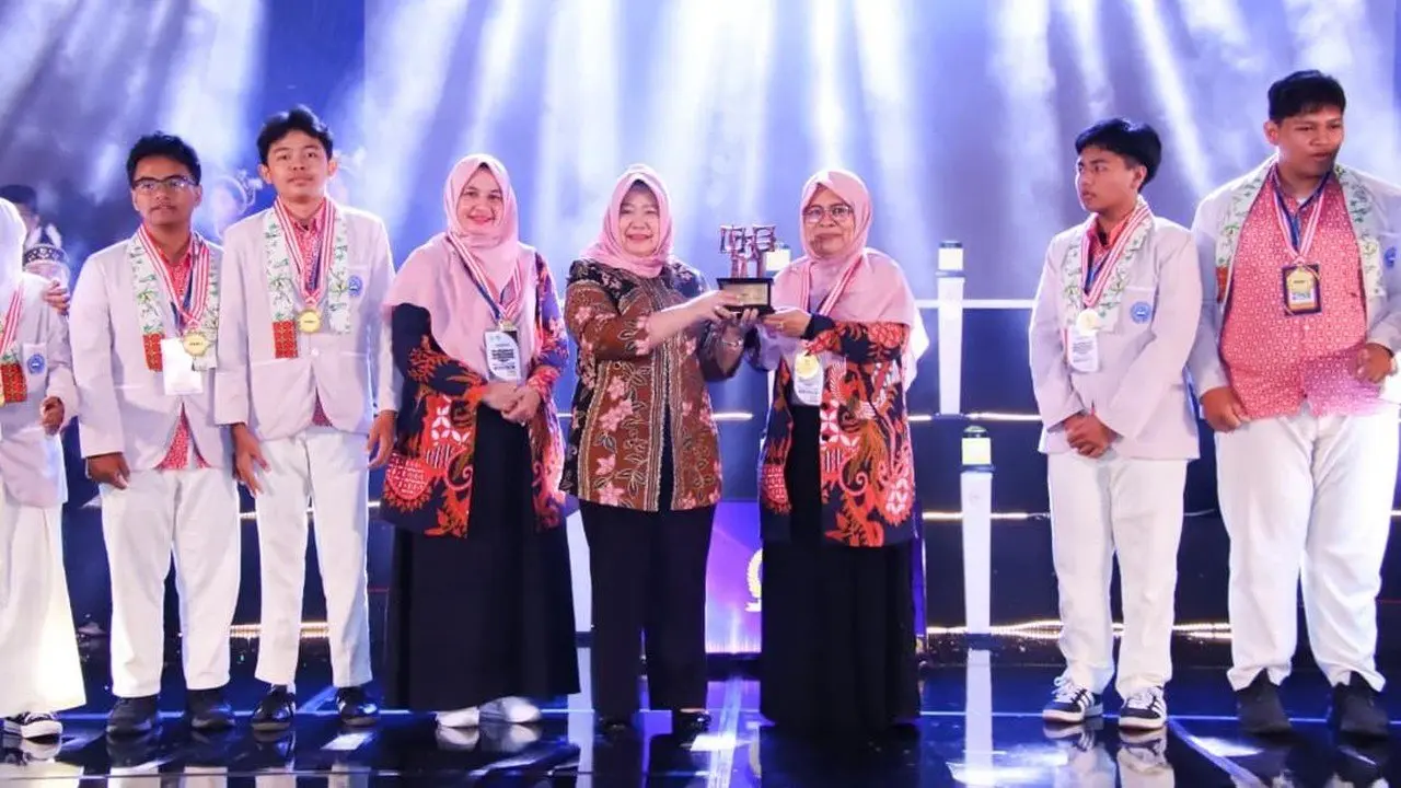 SMAN 8 Ternate Juara 1 LCC Empat Pilar MPR Maluku Utara, Siap ke Final Nasional