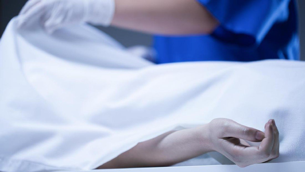 Sopir Taksi Online Ditemukan Meninggal di Dharmawangsa Diduga Akibat Sakit