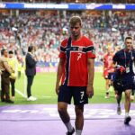 Sorloth Jadi Sasaran Kritik Usai Pilih Tembak Saat Peluang Emas Norwegia