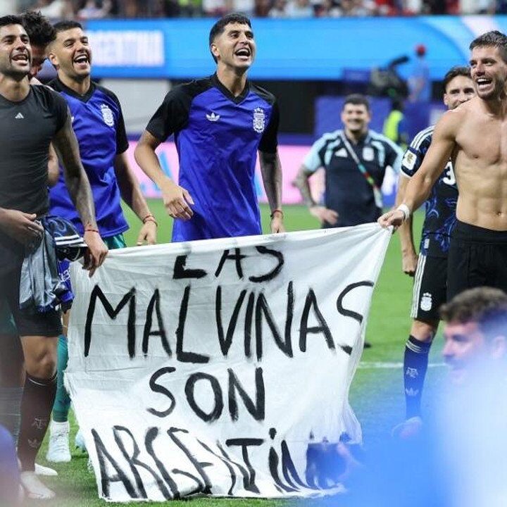 Spanduk Malvinas: Scaloni Tak Tahu Apa Pun Terkait Insiden Laga Argentina vs Inggris