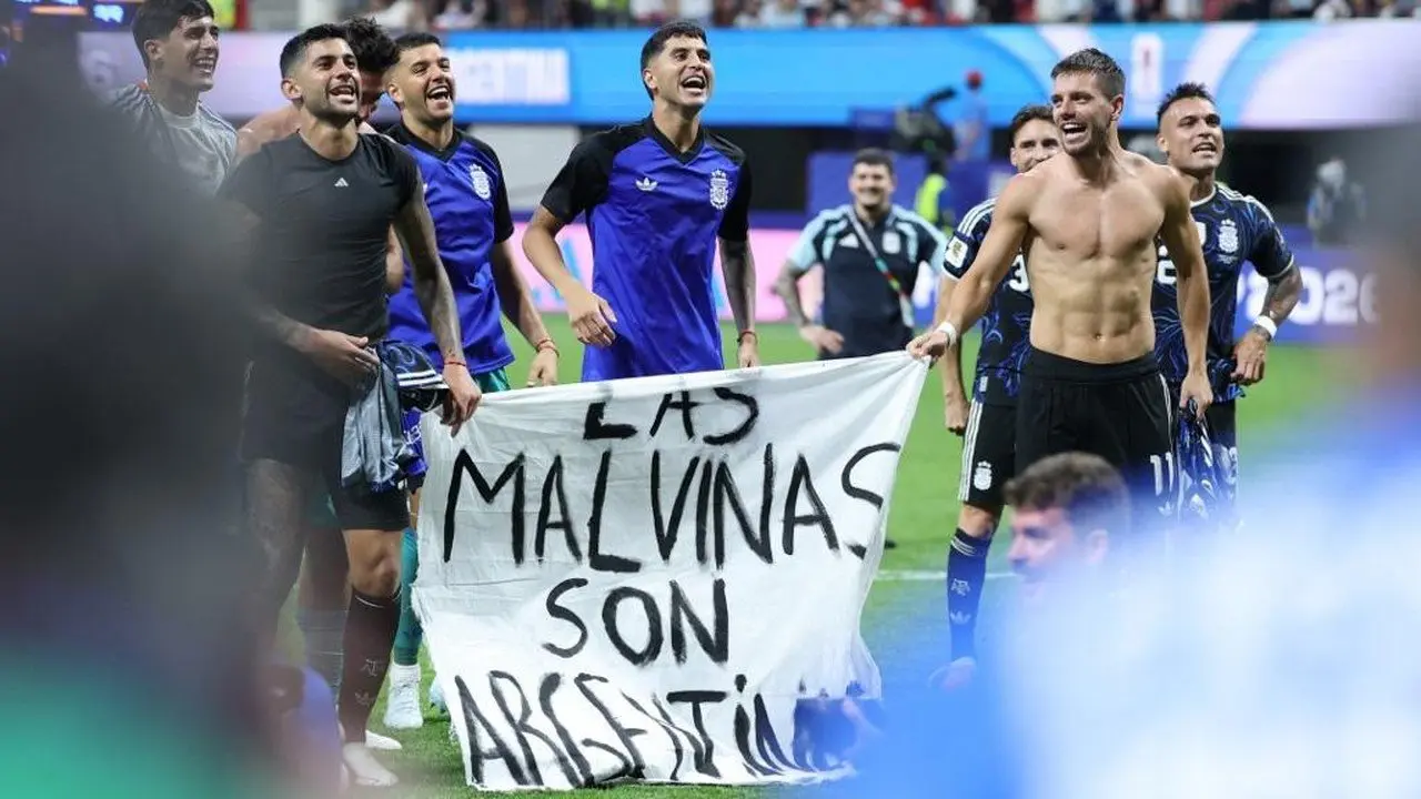 Spanduk Malvinas: Scaloni Tak Tahu Apa Pun Terkait Insiden Laga Argentina vs Inggris