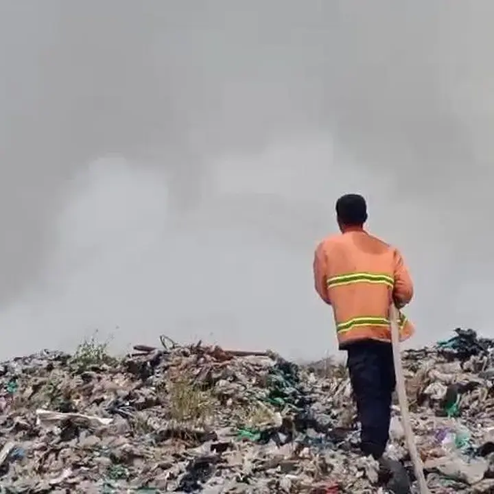 TPA Dengung Lebak Terbakar, Api Diduga Akibat Pembakaran Ilalang