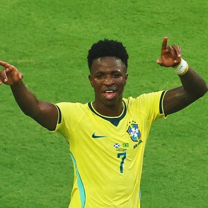 Vinicius Junior Dipastikan Bertahan di Real Madrid, Jose Mourinho Ingin Pertahankan