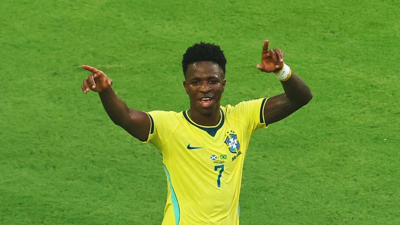 Vinicius Junior Dipastikan Bertahan di Real Madrid, Jose Mourinho Ingin Pertahankan