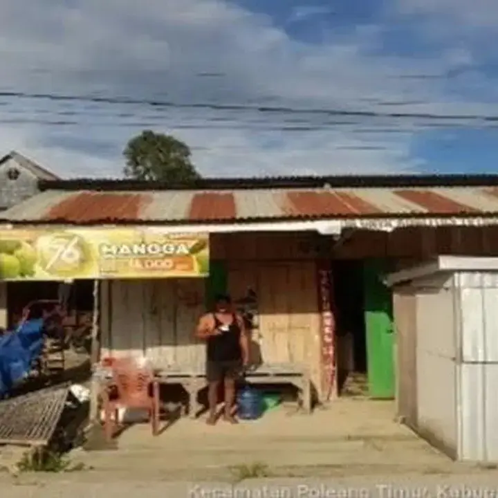 Wali DPR RI Bahtra Banong Resmikan Program Bedah Rumah di Bombana