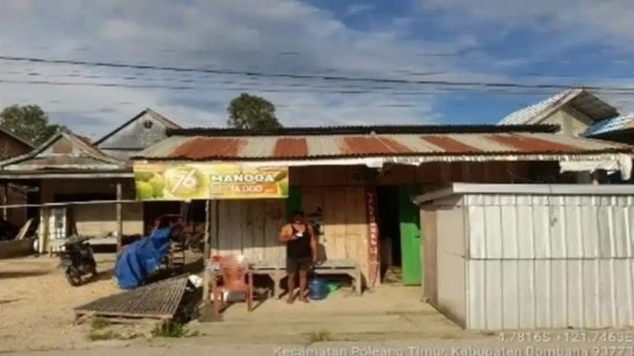 Wali DPR RI Bahtra Banong Resmikan Program Bedah Rumah di Bombana
