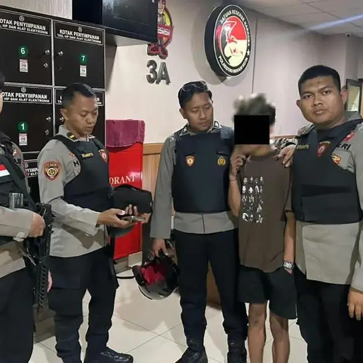 Berkendara Ugal-ugalan, Pria di Bekasi Tertangkap Bawa 230 Butir Obat Keras