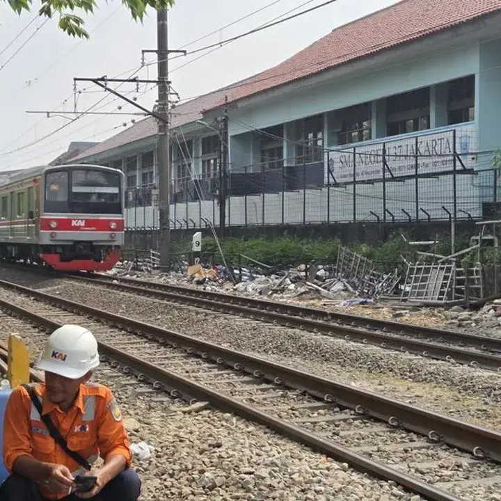 Dua Insiden KRL Tewaskan Pelajar dan Lansia, Polisi Pastikan Murni Kecelakaan