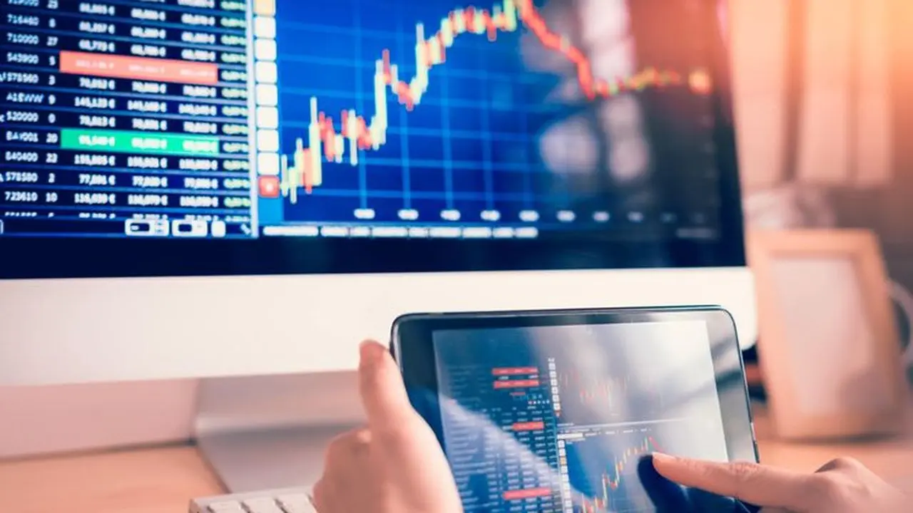 IHSG Berpeluang Lanjut Menguat ke 6.455, Wall Street Ditutup Melemah