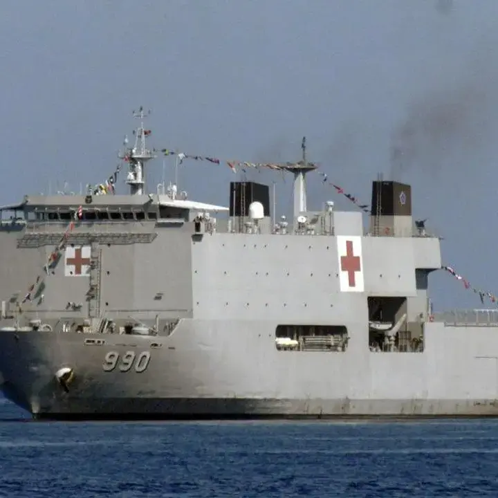 Kapal RS Terapung KRI dr Soeharso Tiba di NTT, Siap Tampung 75 Pasien
