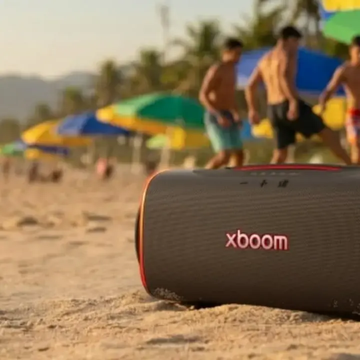 LG XBOOM Blast: Speaker Pesta 220W dengan Daya Tahan 36 Jam
