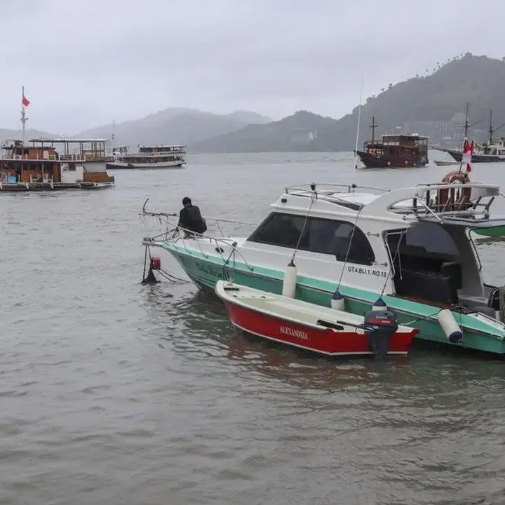 Pelayaran Labuan Bajo Dibuka Kembali Usai Gempa M 6,2, Waspada Tetap Diperlukan
