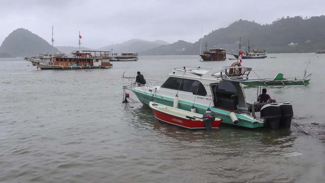Pelayaran Labuan Bajo Dibuka Kembali Usai Gempa M 6,2, Waspada Tetap Diperlukan