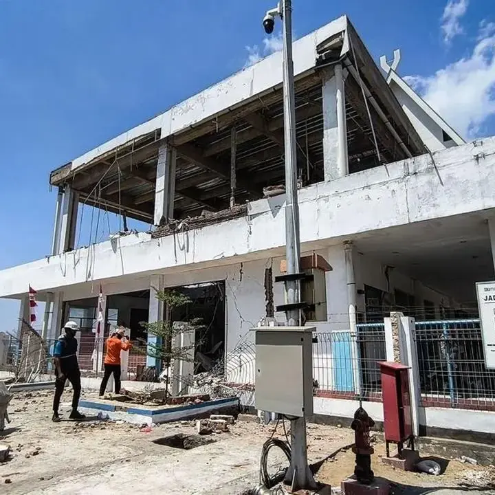 Pemerintah Siapkan Bantuan untuk Korban Gempa NTT, Prabowo Terima Laporan