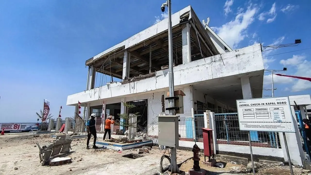 Pemerintah Siapkan Bantuan untuk Korban Gempa NTT, Prabowo Terima Laporan