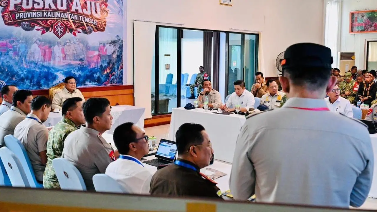 Prabowo dan Mendagri Tinjau Langsung Penanganan Karhutla di Kalteng