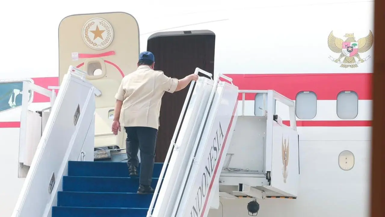 Presiden Prabowo Tinjau Langsung Penanganan Karhutla di Kalimantan