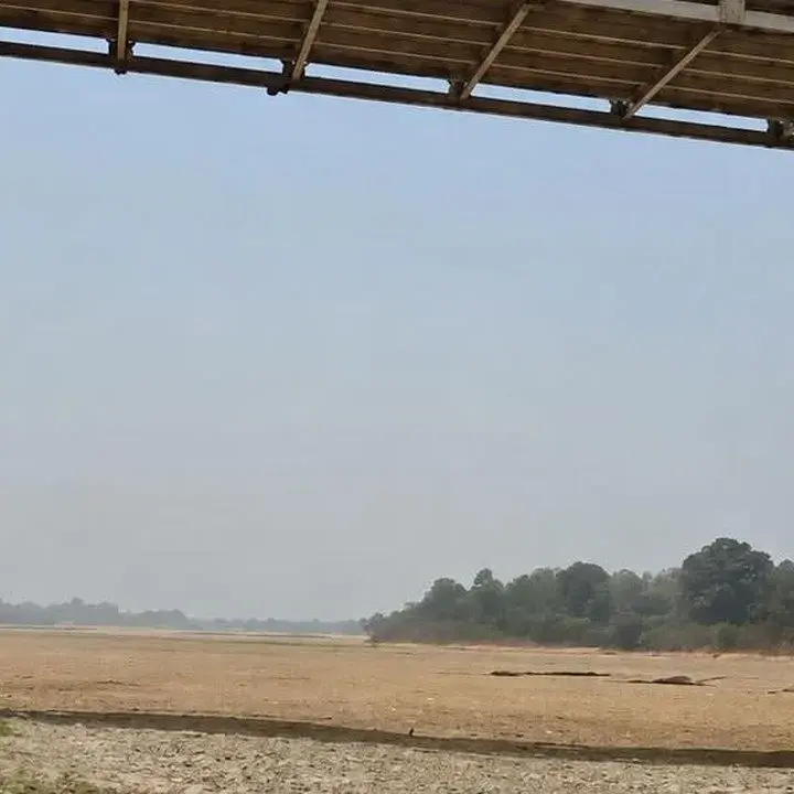 Sungai Barito Mengering Akibat Kemarau Ekstrem, Transportasi Sungai Terancam Lumpuh