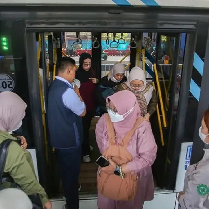 Tarif MRT, LRT, dan Transjakarta Rp 8 di HUT RI, Revisi Rencana Awal Rp 1